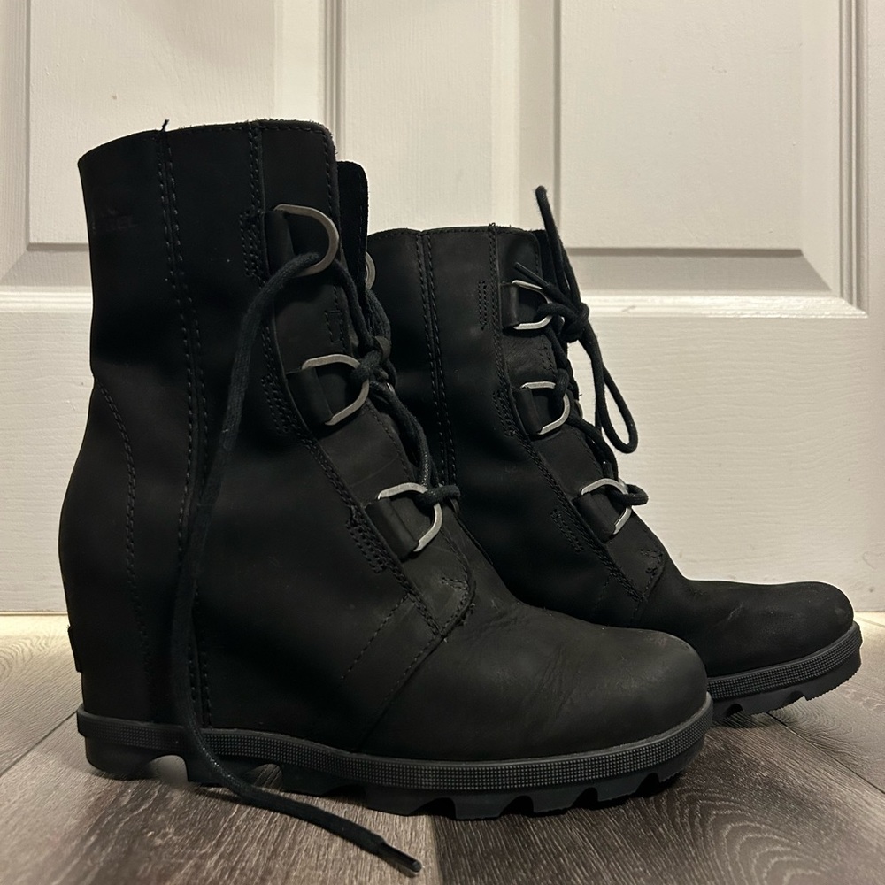 SOREL Black Joan of the Arctic II Wedge Boot